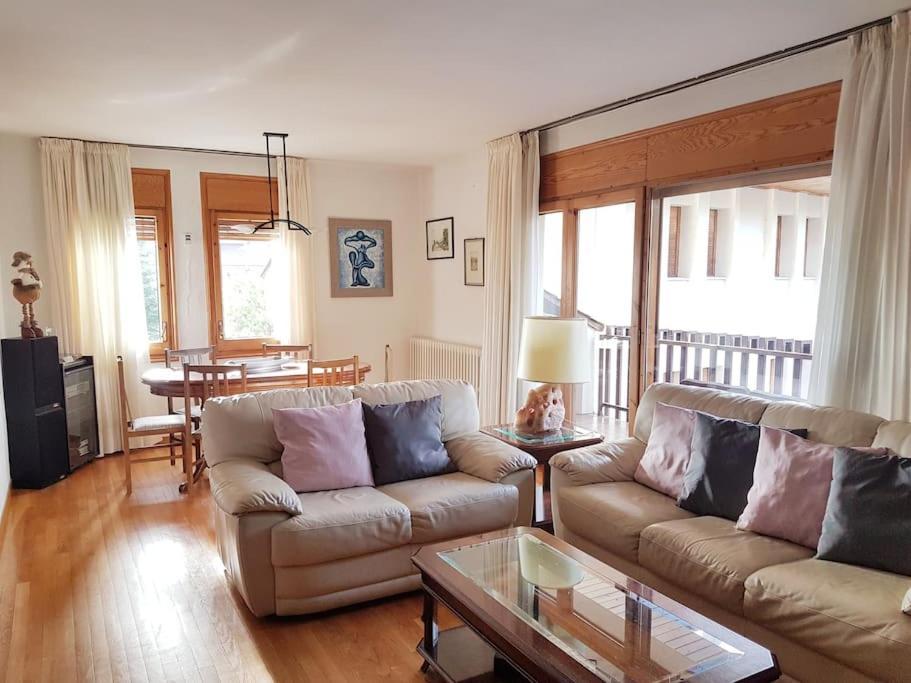 Apartamento Con Encanto ซานต์ ยอเรนโซ เด มอรูนิซ ภายนอก รูปภาพ